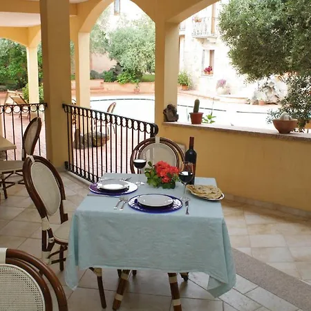 Ξενοδοχείο Hotel San Pantaleo 3*